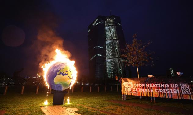ЕЦБ попита за проблемите от паричната й политика и получи отговори