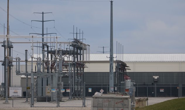 Развитието на AI вече претоварва някои ел. мрежи в САЩ 