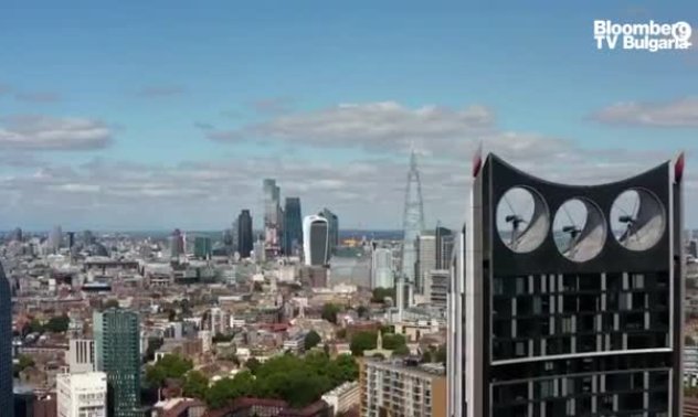 Заплатите в Англия растат бързо