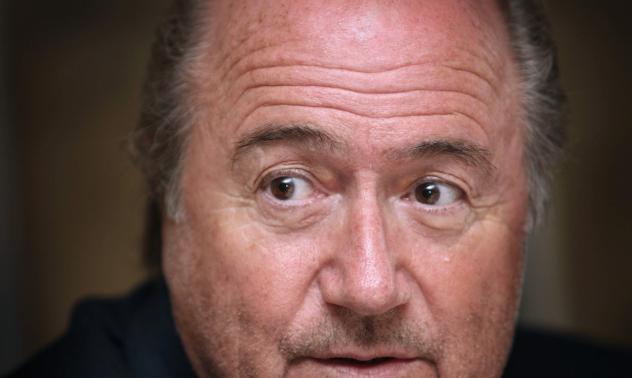 Блатер е отстранен от етичната комисия на FIFA