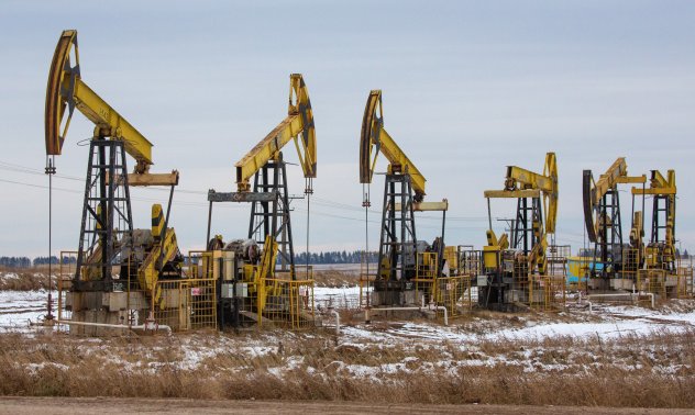 Руският петрол намира по-малко купувачи в Китай след удара от санкциите