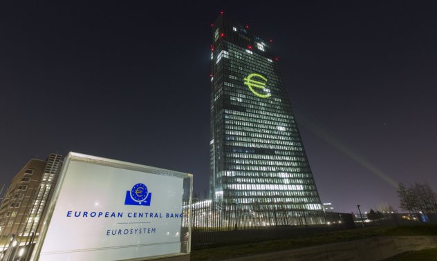 ЕЦБ леко свива програмата за изкупуване на облигации 