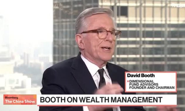 Дейвид Бут: Трендът е към услуги срещу такса, вместо комисионна 