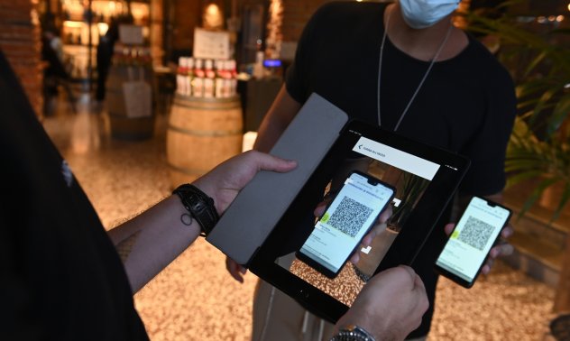 Зеленият сертификат може да отпадне в страната на 20 март