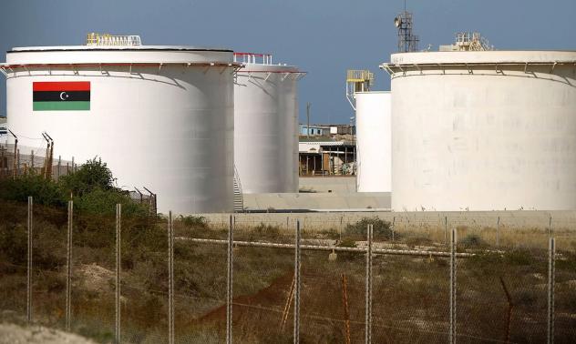 Възстановяването на петролната индустрия на Либия от войната ще е бавно и скъпо