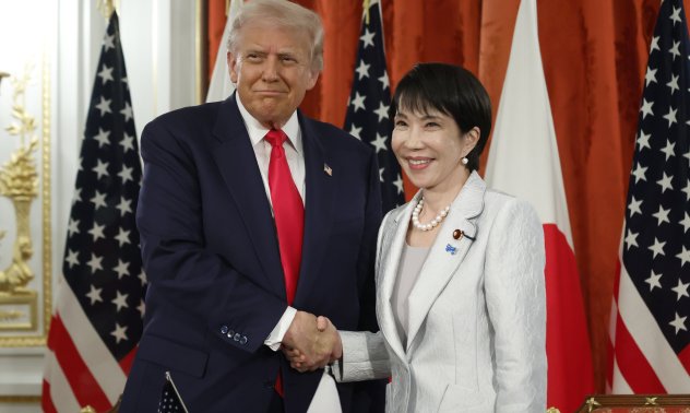 Как Доналд Тръмп получи обещание за 900 млрд. долара от Япония и Южна Корея