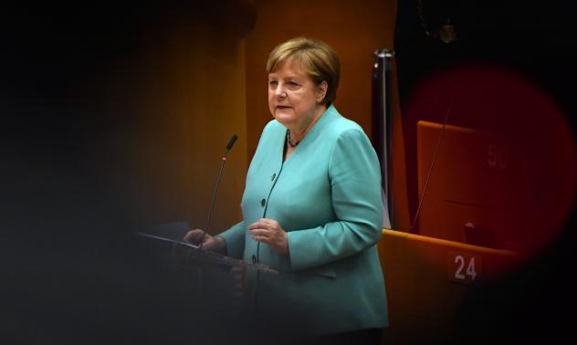 Притеснява ли се Меркел да накаже Путин за аферата "Навални"?