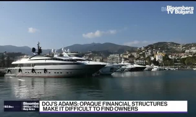 Андрю Адамс: САЩ продължава да търси парите на Путин