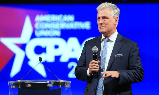 Съветник на Тръмп го призова да прекъсне отношенията с Китай, ако стане президент