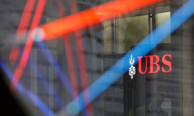 UBS отбелязва напредък в печеленето на клиенти на фона на тримесечната загуба