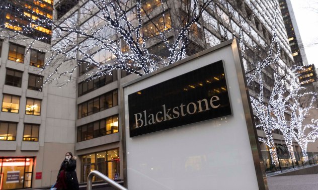 Blackstone ограничава тегленията от фонда за имоти - инвеститорите бързат да излязат