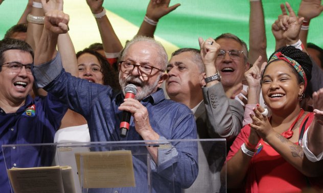 Лула печели изборите в Бразилия, Болсонаро все още не е признал резултата