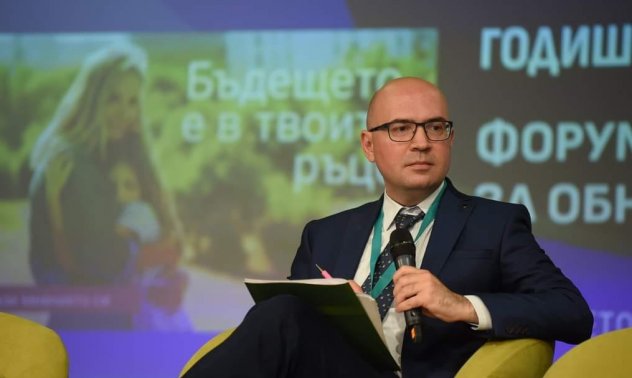 Христо Николов от Bloomberg TV Bulgaria модерира форум за устойчивото развитие на общините