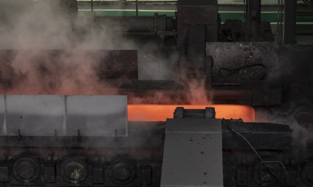 Износът на полуготови стоманени изделия от Китай отчита над 300% ръст