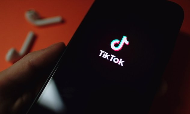 Служителите на TikTok вече няма нужда да работят по 72 часа на седмица