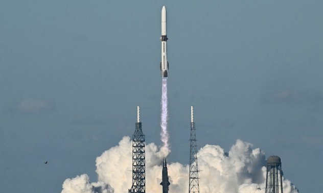 Blue Origin на Безос успешно приземи ракетата си за многократна употреба