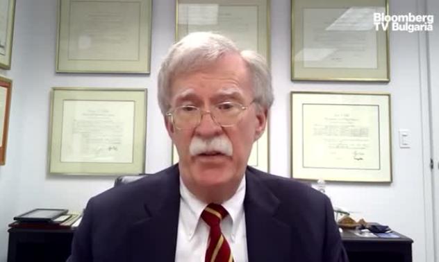 Болтън: Подкрепяш Тръмп или си против Тръмп