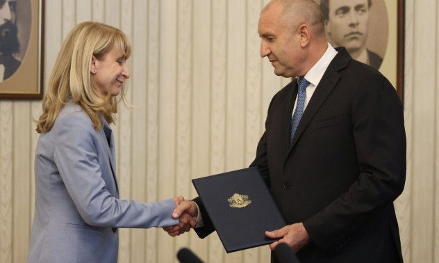 Президентът отказа да назначи служебния кабинет, изборите няма да са на 20 октомври