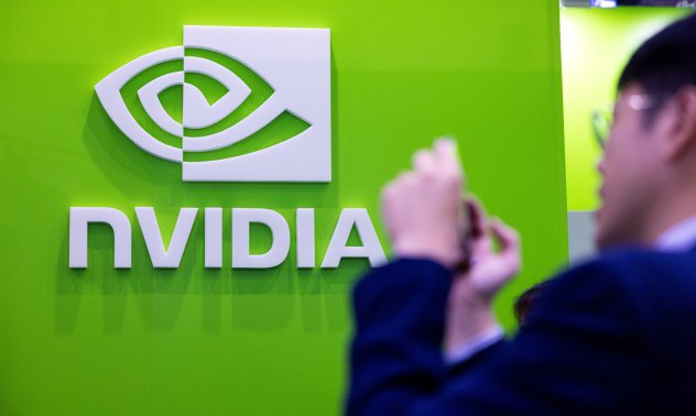 Nvidia ще възобнови продажбите на AI чипове на Китай след изненадващ обрат в САЩ