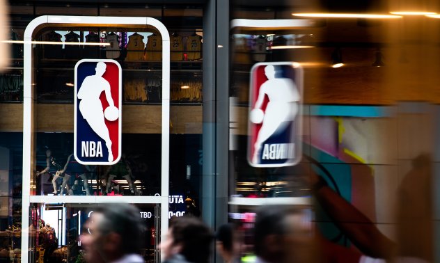 NBA преговаря за 11-годишен рекламен договор на стойност $75 млрд.  