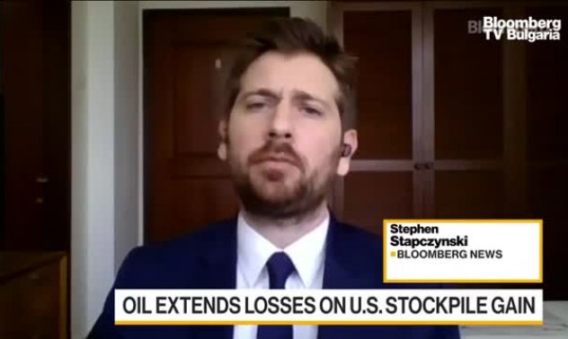 Петролът поевтинява, пазарът очаква споразумение на ОПЕК