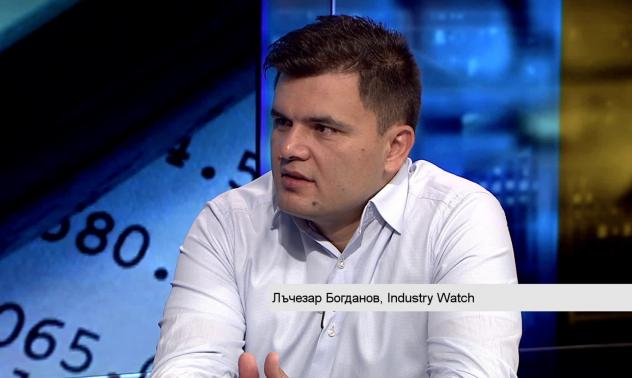 Евтината работна ръка - нож с две остриета