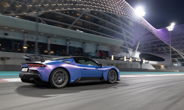 Новият Maserati GT2 Stradale направи международния си дебют на пистата Yas Marina