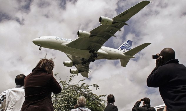Най-големите пътнически самолети в света продължават да се чупят