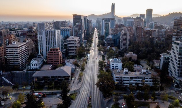 Как законът за еднополовите бракове в Чили може да засили икономиката