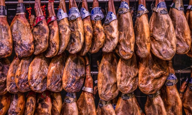 Китай атакува шунката на Европа