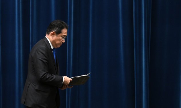 Оставката на премиера Кишида отваря вратата към една хаотична ера в Япония