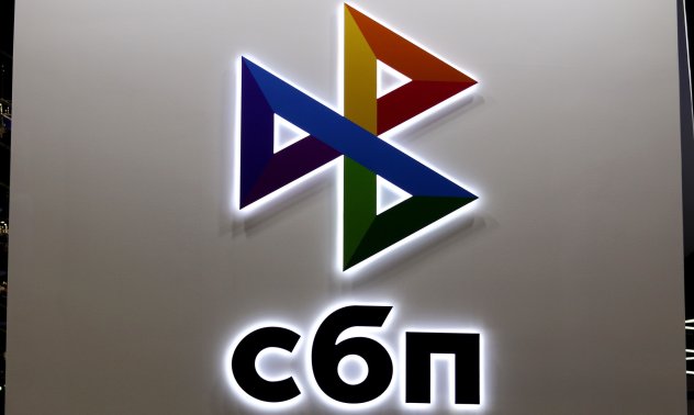 Как се адаптира Русия към живота без SWIFT с местни системи, посредници и крипто