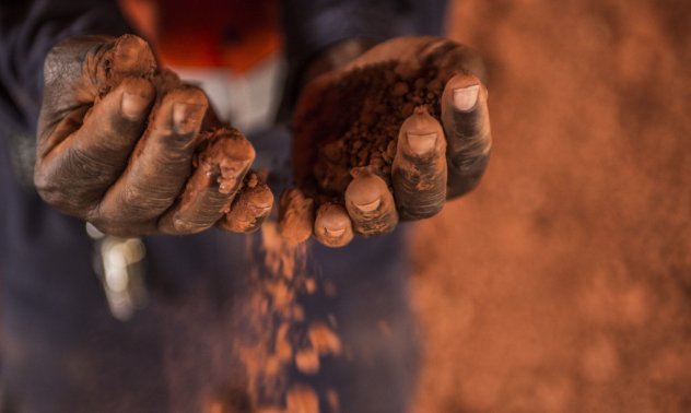 Превратът в Гвинея засилва проблемите с доставките на алуминий 