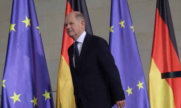 ЕС вижда кризата в Берлин като шанс за рестарт след победата на Тръмп
