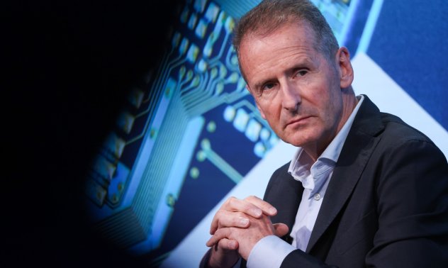 VW внезапно уволни CEO Хърбърт Дийс след завоя към електрическите автомобили