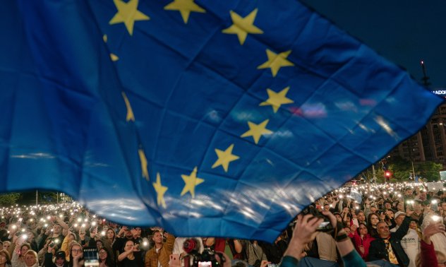 Поддръжникът на Тръмп срещу кмета на Букурещ. Какво трябва да знаем за вота в Румъния?