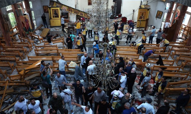 Атентатор, свързан с Ислямска държава, е убил 22-ма души в църква в Сирия