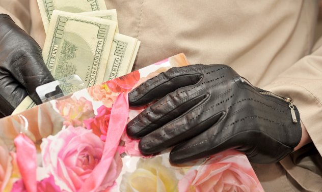 Усещането, че корупцията е оперативна норма, прави българина податлив