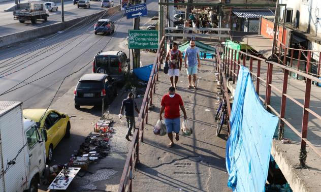 Бразилия ще произвежда ваксини срещу коронавируса най-късно от януари