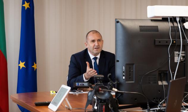 Радев с призив към Шарл Мишел за „зелени коридори“ за туристите от европейските държави