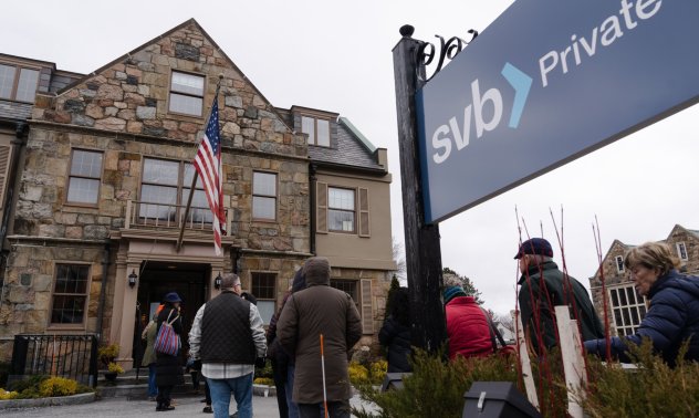 САЩ спряха заразата към други банки, но ги стимулират да поемат повече риск