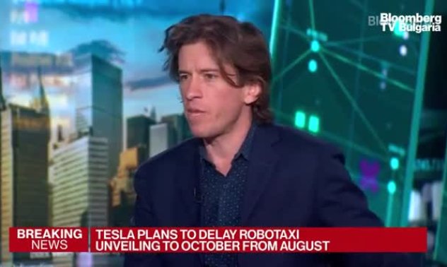 Tesla отлага представянето на роботакси