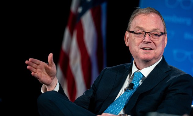 Кевин Хасет се очертава като фаворит на Тръмп за председател на Федералния резерв