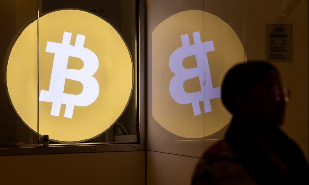 Криптовалутите заличиха 1 трилион долара с новия спад на биткойн