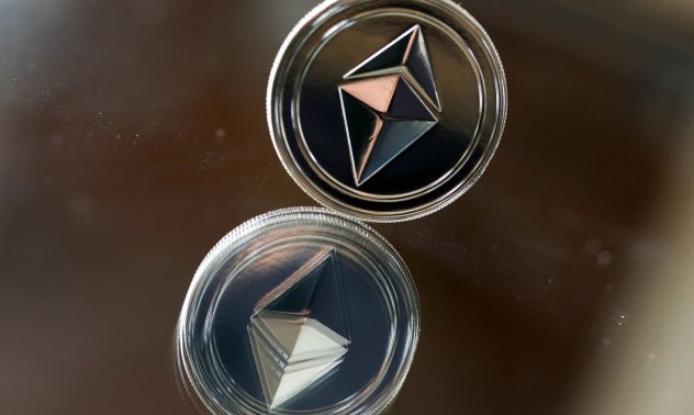 Етереум запази цената си след ъпгрейд, който намали издаването на нови монети