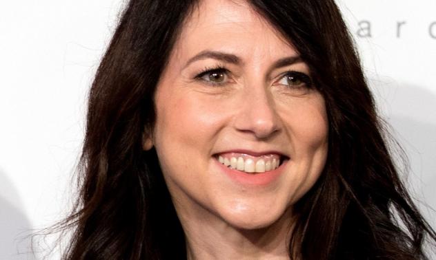 Бившата съпруга на Джеф Безос се омъжи за учител 