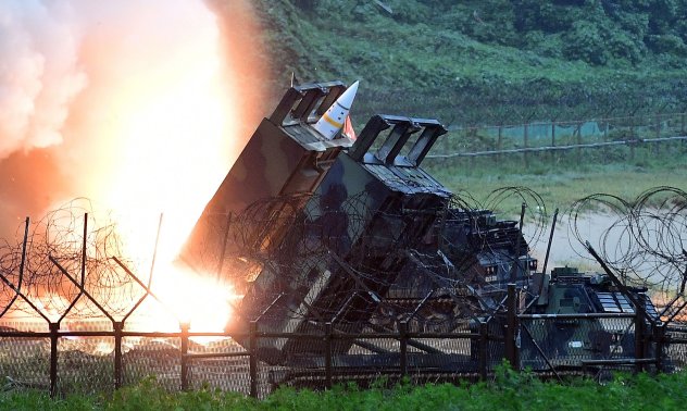 Всичко за ракетите, които Русия и Украйна изстрелват