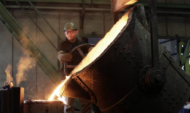 Какво четем между редовете на проучването Tankan