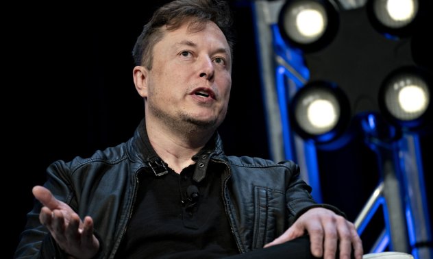 Twitter обяви оплакванията за ботовете на Мъск за "неуместно странично шоу"