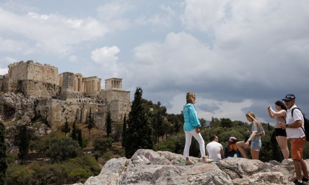 Гърция е все по-близо до целогодишен туризъм